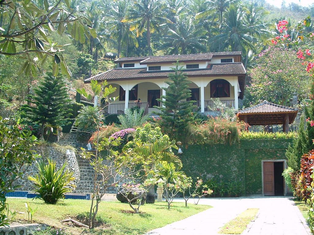 Sunset Villa Senggigi Exterior photo